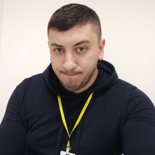 Vânzător Consultant