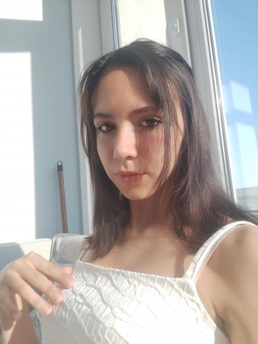 официант/бариста/помощник повара/посудомойщица