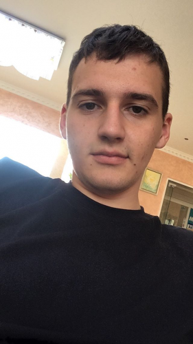 Vânzător consultant ,Operator