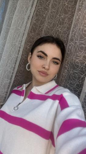 Angajată