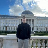 Recepționist, Vânzator consultant, Log booker