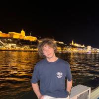 Vânzător-consultant