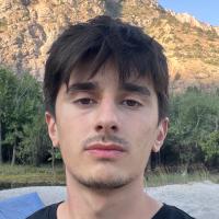 Менеджер по продажам