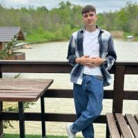 Разноробочий