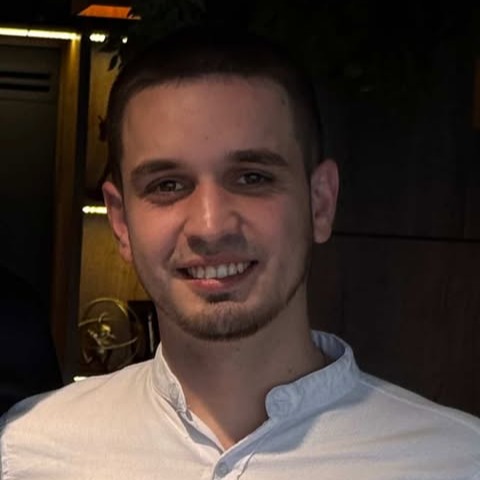 CV № 482447 din 3 decembrie 2025