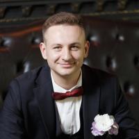 Менеджер по продажам