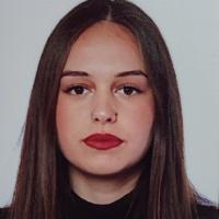 Meșter în manichiură