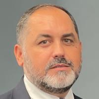 Vânzător-consultant