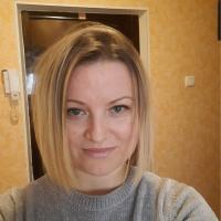 Швея-надомница