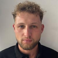 Оператор call-центра