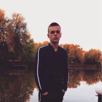 Оператор службы поддержки