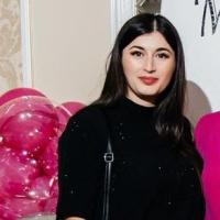 Воспитатель