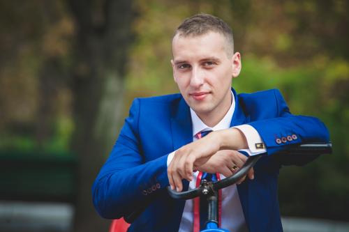 Инженер-менеджер в области автотранспорта