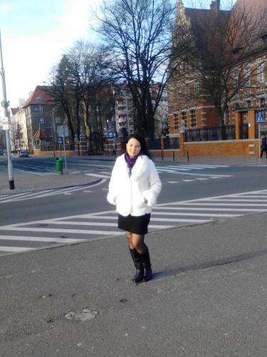 Vînzător-consultant, casier sau lucrul in oficiu (manager/secretară)