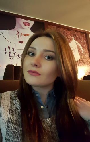 Cosmetolog estetistă