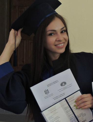 Asistent jurist, avocat, notar, executor judecătoresc