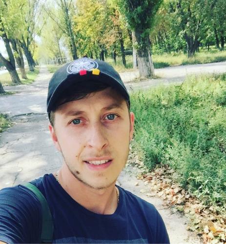 Менеджер по продажам