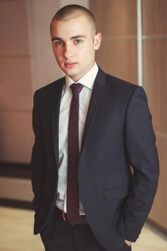 Sofer cu BUS propriu