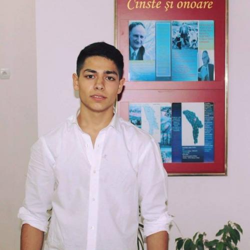 Консультант, продавец, брокер