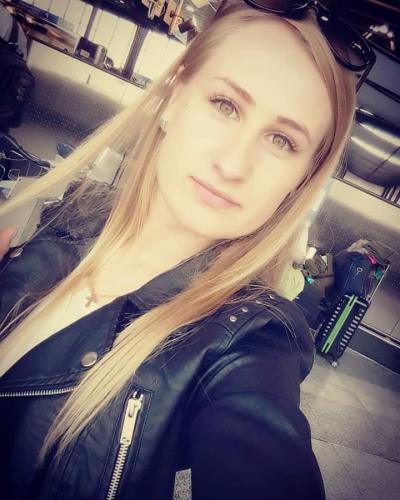 Hostess, consultant în vânzări