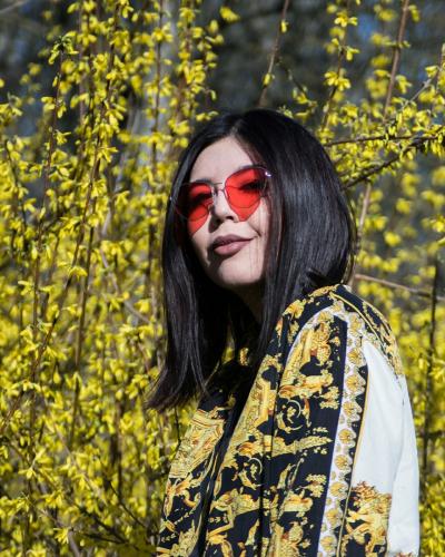 Официант, Оператор, промоутер, консультант, кассир, хостесс