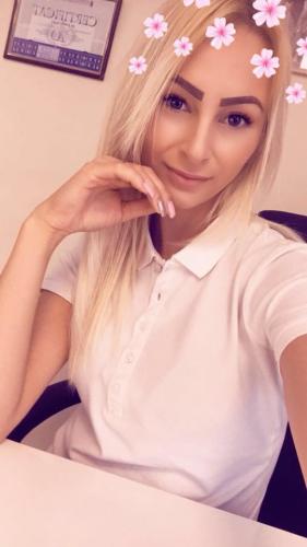 Manichiurista,proceduri estetiologice,receptionista