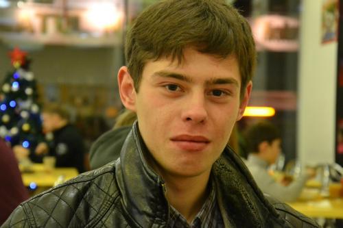 Менеджер по продажам