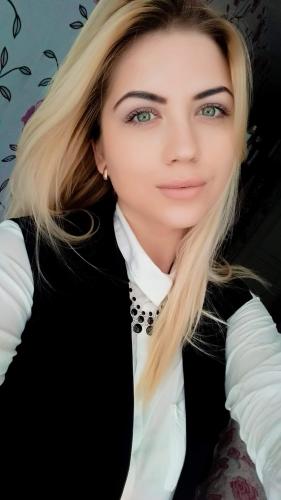 Promoter, consultant, recepționistă