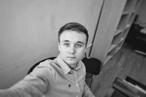 Менеджер по работе с клиентами