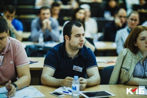 Менеджер по продажам