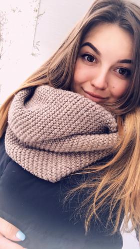 Caut lucru pe ore sau online