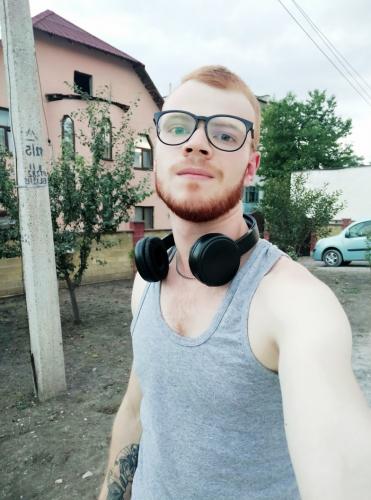 Vânzător consultant