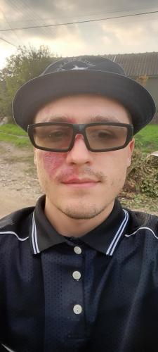 Менеджер по продажам