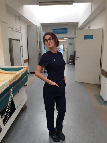 Рецепционист, медицинская сестра