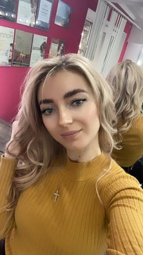 Frizer-Stylist,colorist