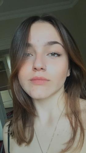 Limba mea maternă este turcă.Vreau să fac lucrări în care să-mi pot folosi limba turcă.