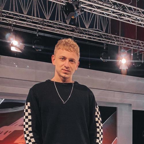 Менджер по продажам