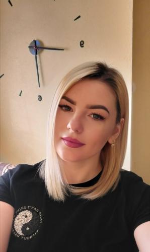 Vînzător consultat