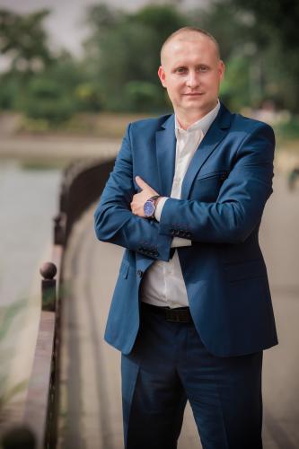 Топ менеджер